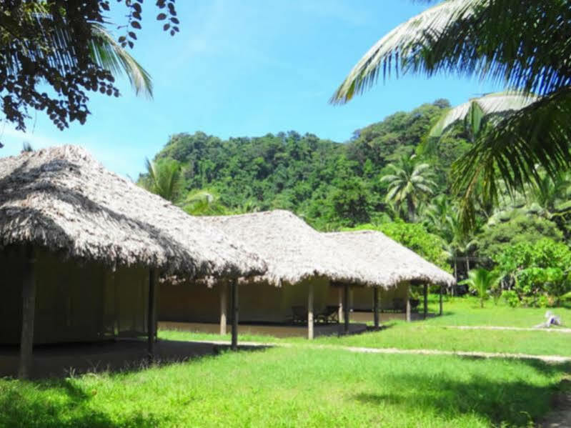 Hotel The Barefoot At Havelock Radhanagar beach Esterno foto